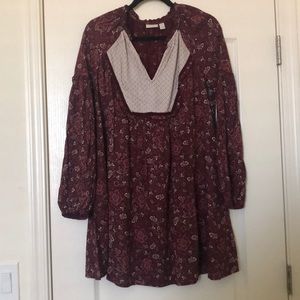 Hinge from Nordstrom peasant style dress sz. Med.